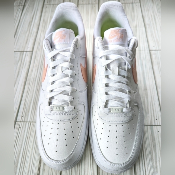 Nike Air Force 1 07 Next Nature Sneaker in White Arctic Orange Size 14.5 NWT - Picture 3 of 10